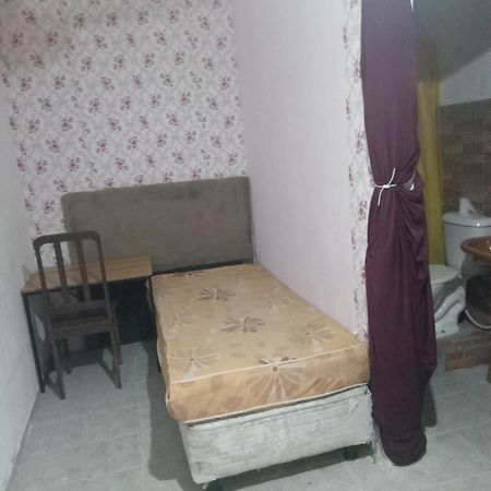 FlorianópolisKitinete Pequena Em Patio Compartilhado别墅 外观 照片