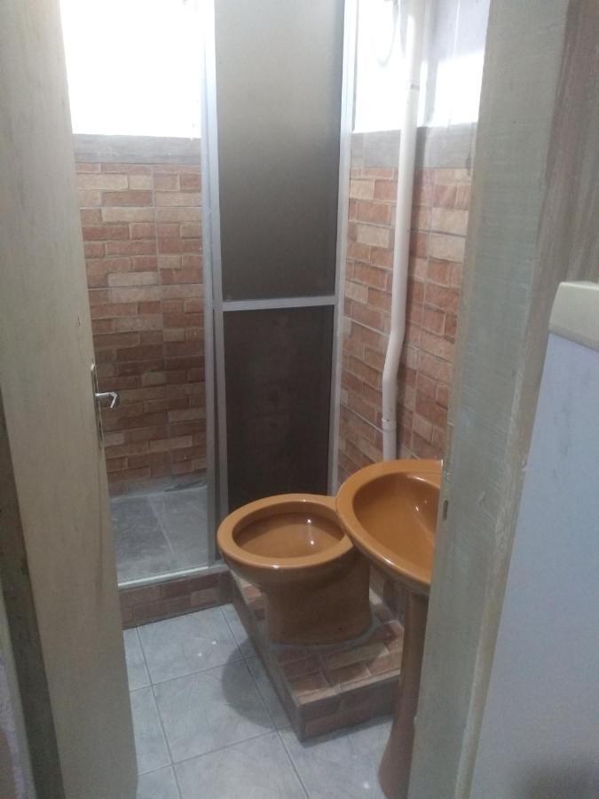 FlorianópolisKitinete Pequena Em Patio Compartilhado别墅 外观 照片
